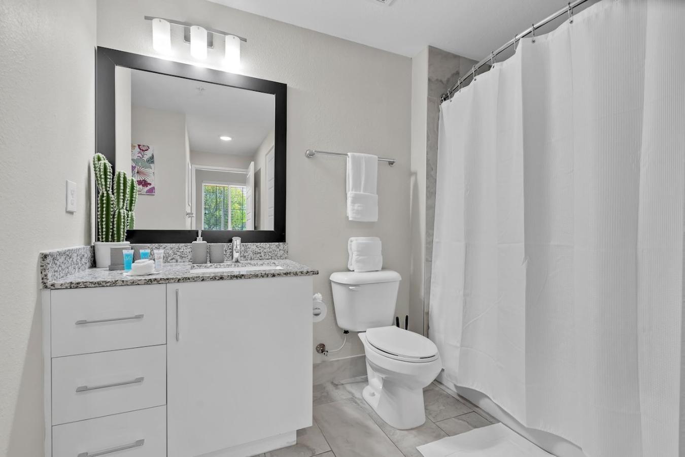Cozy Retreat 2 Bedroom Hideaway Moments From The Sand Boynton Beach Exterior foto